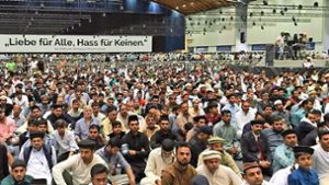Das  Treffen der Ahmadiyya Muslim Jamaat fand bisher in Karlsruhe statt, doch der Andrang der  Gläubigen ist groß – nun findet die Konferenz  in Stuttgart statt. Foto: dpa/Khang Nguyen