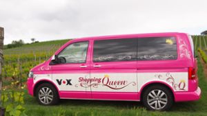 Das pinkfarbene „Shopping Queen“-Mobil istin diesen Tagen rund um Stuttgart unterwegs. Foto: MG RTL D/Constantin Ent.