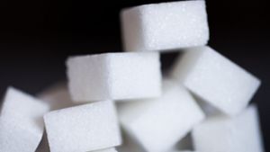 Wie gefährlich ist Zucker? Nach Angaben der Bundesanstalt für Landwirtschaft und Ernährung liegt der jährliche Pro-Kopf-Verbrauch in Deutschland bei durchschnittlich 31 Kilogramm Zucker. Foto: dpa