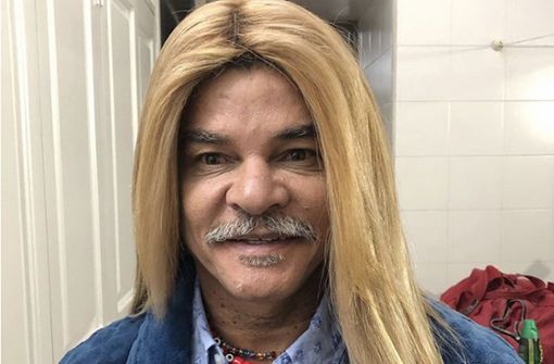 Carlos Valderrama zeigt sich seinen Fans mit ungewohnter neuer Frisur. Foto: Instagram