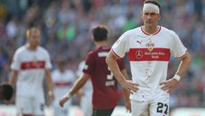 Mario Gomez und der VfB Stuttgart mussten zuletzt bittere Ergebnisse gegen Hannover 96 hinnehmen. Wir blicken zurück auf die vergangenen zehn Duelle beider Teams. Foto: Pressefoto Baumann