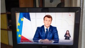 Präsident Macron im Fernsehen Foto: Le Pictorium/Sadak Souici