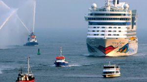 Weltmarktführer Carnival will seine Kreuzfahrtschiffe künftig mit Flüssiggas fahren lassen. Foto: dpa-Zentralbild