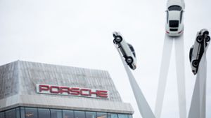 Bei Porsche zu arbeiten, das ist für Akademikerinnen und Akademiker noch immer sehr erstrebenswert. Foto: dpa/Christoph Schmidt