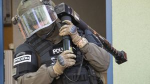 In Baden-Württemberg kam es zu mehreren Durchsuchungen gegen einen rechtsextremistischen Verein (Symbolbild). Foto: IMAGO/Olaf Wagner/IMAGO/Olaf Wagner