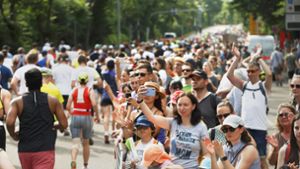 Mehr als 10 000 Teilnehmer werden in diesem Jahr an den Start gehen. In 30 Jahren Stuttgart-Lauf sind insgesamt fünf Millionen Kilometer zurückgelegt worden. Foto: Lichtgut/Julian Rettig