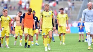 Stuttgarter Kickers verlieren  beim FC-Astoria Walldorf: Auch nächste Steilvorlage lassen die Blauen ungenutzt