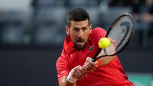 Novak Djokovic während seines Spiels gegen Corentin Moutet. Foto: Alessandra Tarantino/AP/dpa